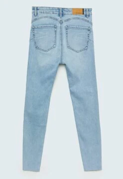 Stradivarius PUSH-UP - Jeans Skinny Fit - Light Blue Denim -Berühmtes Bekleidungs Geschäft 09cdcb0e1f524e7a817662b0ea19d7dc