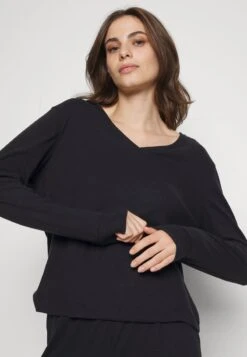 Anna Field Pyjama - Black -Berühmtes Bekleidungs Geschäft 0f9d4399099f492893766a66623d0ac8