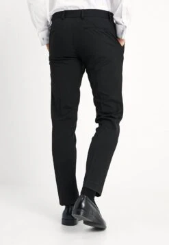 BASIC PLAIN BLACK TUX SUIT SLIM FIT - Anzug - Black 11 BASIC PLAIN BLACK TUX SUIT SLIM FIT - Anzug - Black -Berühmtes Bekleidungs Geschäft 1397473d5a3941158c97b906bf2a1966