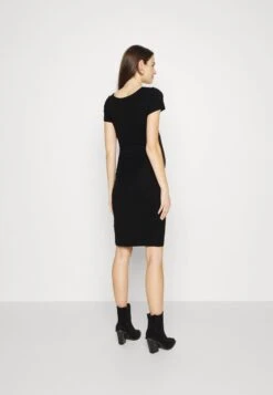 2 PACK - Etuikleid - Black/pink -Berühmtes Bekleidungs Geschäft 1c10791c3e9c4df4a1147c6046edfe8b