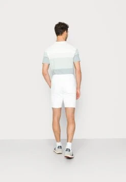 Pier One 2 PACK - Shorts - Black/white -Berühmtes Bekleidungs Geschäft 1fcb6130c71647a5aaaa98a03da3880f