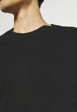 Pier One Nachtwäsche Set - Black -Berühmtes Bekleidungs Geschäft 2d7a3bf373434ec99530f26b5c489aa6