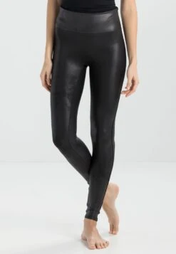 Spanx FAUX LEATHER LEGGINGS - Leggings - Strümpfe - Black -Berühmtes Bekleidungs Geschäft 2f3fc626f9d143aea8ea0f804973a9a2 1