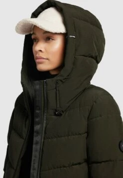 Khujo FAMES - Winterjacke - Dunkelgrün -Berühmtes Bekleidungs Geschäft 36421a71b5dd4646a5567174e21360aa