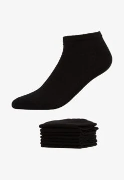 Pier One 7 PACK - Socken - White/black -Berühmtes Bekleidungs Geschäft 3744875b1323434ca6043dcb8731353b