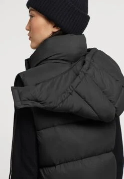 Khujo EDEN MATT - Weste - Schwarz 10 Khujo EDEN MATT - Weste - Schwarz -Berühmtes Bekleidungs Geschäft 564ec85d83514245b8760d043d6c6cfd