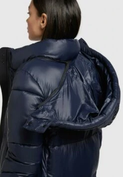 Khujo MELONA SHINY - Wintermantel - Dunkelblau -Berühmtes Bekleidungs Geschäft 5d2953355d164bc2a5b7aaa2c77788aa