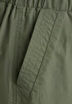 Next MATERNITY UTILITY - Cargohose - Khaki Green -Berühmtes Bekleidungs Geschäft 61871e89ac2e49789e45a63359701e17