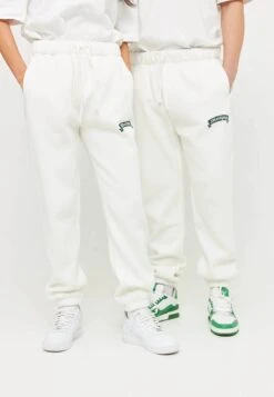 BANDO - Jogginghose - Snow White -Berühmtes Bekleidungs Geschäft 6e65266b8492439aa5a9f837b93fde14 1