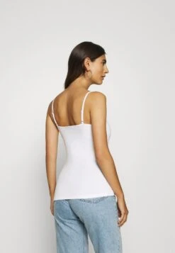 Anna Field 2 PACK - Top - White/black 8 Anna Field 2 PACK - Top - White/black -Berühmtes Bekleidungs Geschäft 75f476cf5f4e4cbba8c6d13bba711e24