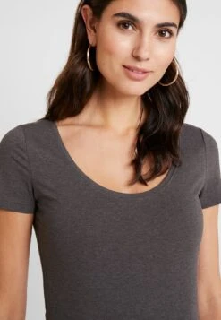 Anna Field 3 PACK - T-Shirt Basic - White/black/dark Grey -Berühmtes Bekleidungs Geschäft 8d73753d686e4e7eb30522402290ce73