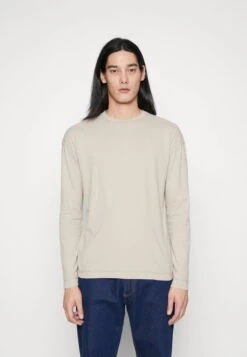 DRYKORN NOVAK - Langarmshirt - Brown -Berühmtes Bekleidungs Geschäft a8d935070a394018aebbfe34224c4627 1