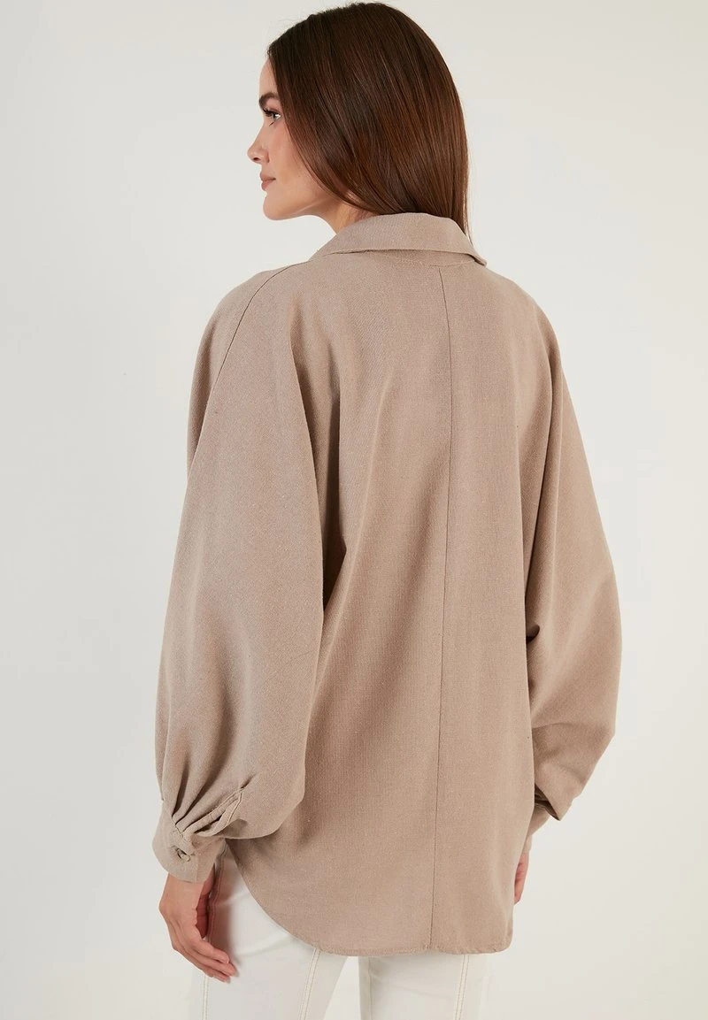 LELA Hemdbluse - Mink Color 3 LELA Hemdbluse - Mink Color – Bild 3