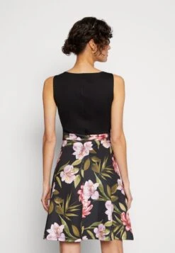 Anna Field Jerseykleid - Black/black/pink 8 Anna Field Jerseykleid - Black/black/pink -Berühmtes Bekleidungs Geschäft bf2b72ddb8ab45fc8112f8ad8ecc10ad