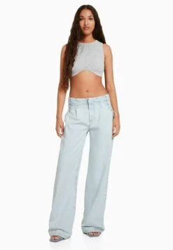 Berühmtes Bekleidungs Geschäft -Berühmtes Bekleidungs Geschäft c50c817112874844b54b0cbe40e3ccb1