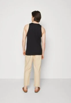 Pier One 3 PACK - Top - Black -Berühmtes Bekleidungs Geschäft c5dc1fc1d31c4883939c76de12787845