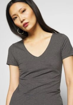 Anna Field 3 PACK - T-Shirt Basic - Black, White 10 Anna Field 3 PACK - T-Shirt Basic - Black, White -Berühmtes Bekleidungs Geschäft c7a6b2b345ee483ca979cbe4d3dc88bc