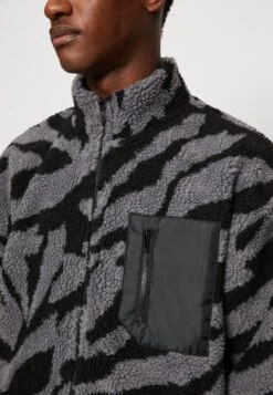 YOURTURN UNISEX - Fleecejacke - Grey -Berühmtes Bekleidungs Geschäft e22cc4c1616341af98da8e664ca12df5