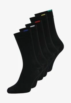 Pier One 5 PACK - Socken - Black -Berühmtes Bekleidungs Geschäft f21d8127776a475ba07c632297fb0342