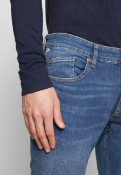 QS By S.Oliver Jeans Slim Fit - Midnight Blue -Berühmtes Bekleidungs Geschäft f2e1f727972a4ba79ca097bd8292cb21