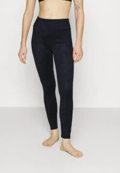 Spanx SEAMLESS ECOCARE - Leggings - Strümpfe - Very Black -Berühmtes Bekleidungs Geschäft f40d79b585af466db27d59e122f1dd88