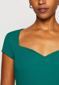 Anna Field T-Shirt Basic - Dark Green -Berühmtes Bekleidungs Geschäft f4df2445d37c4307ad833423e9f50e38