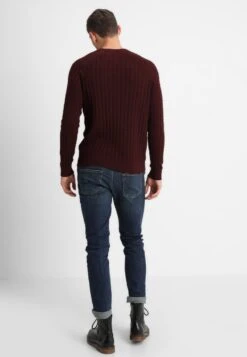 Pier One Strickpullover - Mottled Bordeaux -Berühmtes Bekleidungs Geschäft fc1817f3db34423ca2bcccf59d46c923