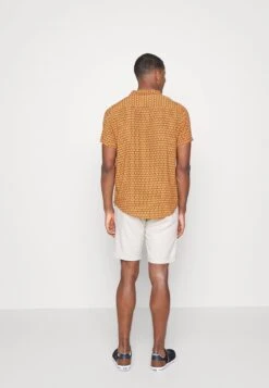 Pier One LINEN BLEND DRAWCORD SHORTS - Shorts - Beige 10 Pier One LINEN BLEND DRAWCORD SHORTS - Shorts - Beige -Berühmtes Bekleidungs Geschäft fd65d1e3000a44b5a0c7031a30758b26